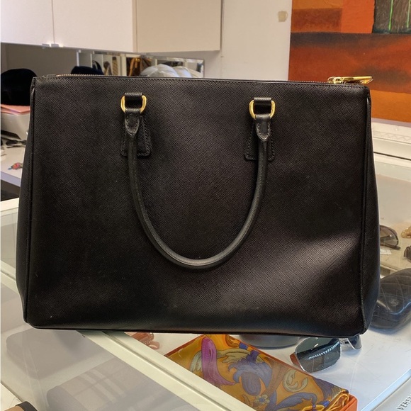 Prada Black Saffiano Leather Medium Double Zip Tote - Picture 5 of 9